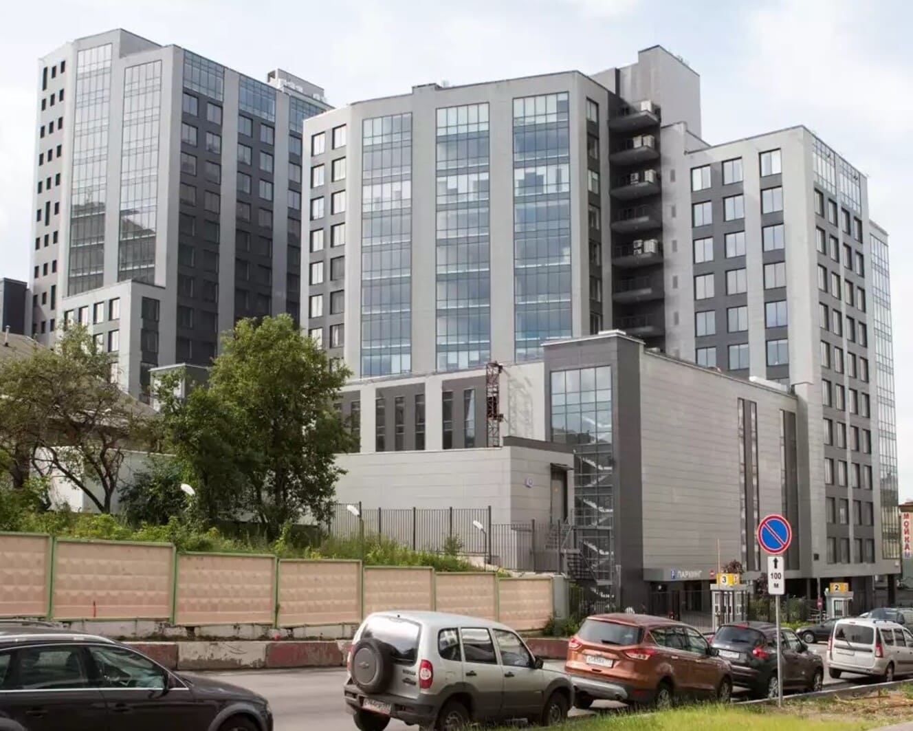 Офисное помещение 142 кв.м. в бизнес-центре Ньютон Плаза